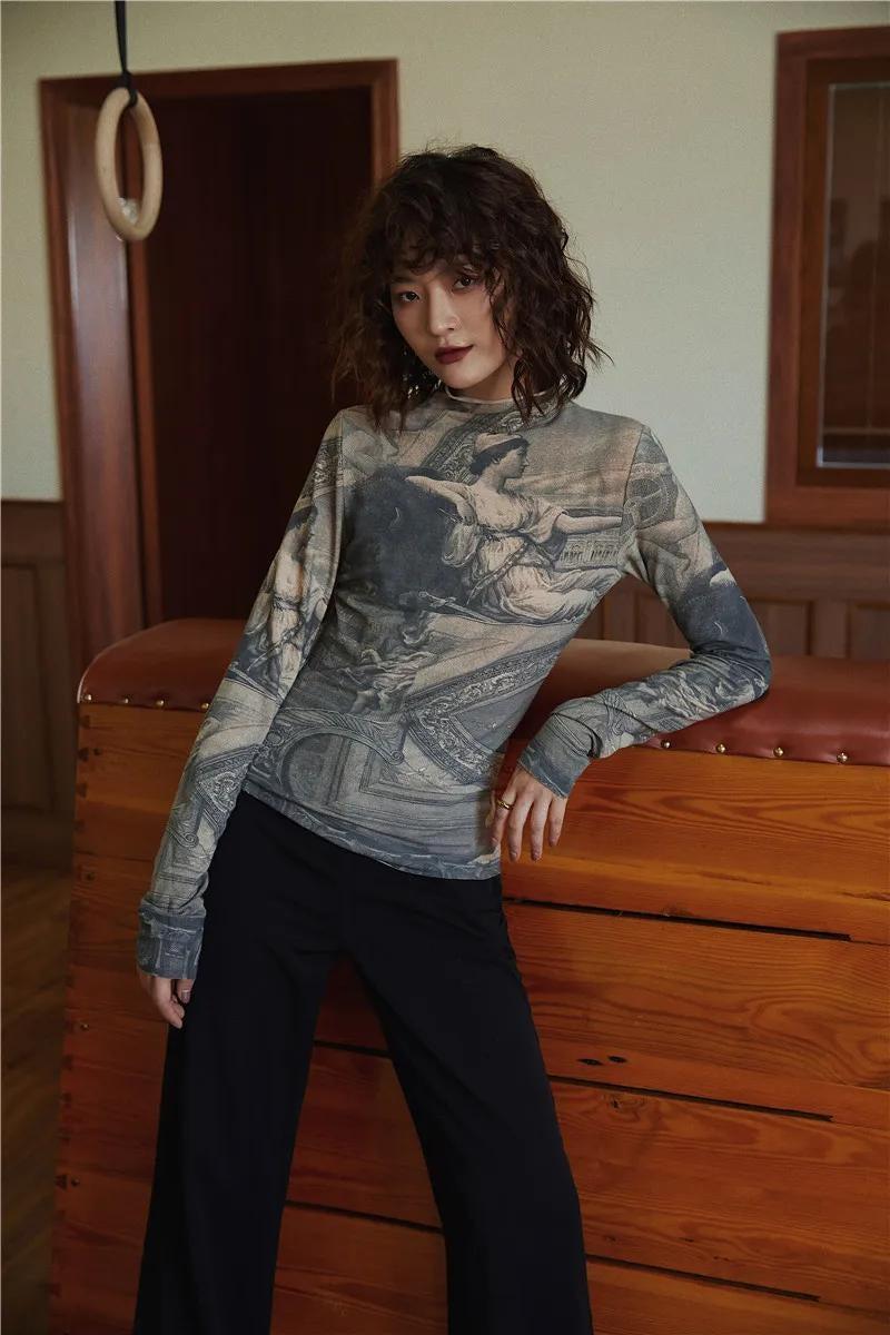 Pydshop Baroque High Neck Fitted Top