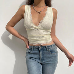 Pydshop Coquette V-neck Lace Crop Top