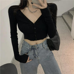 Pydshop Extra Long Sleeves Buttoned Crop Top