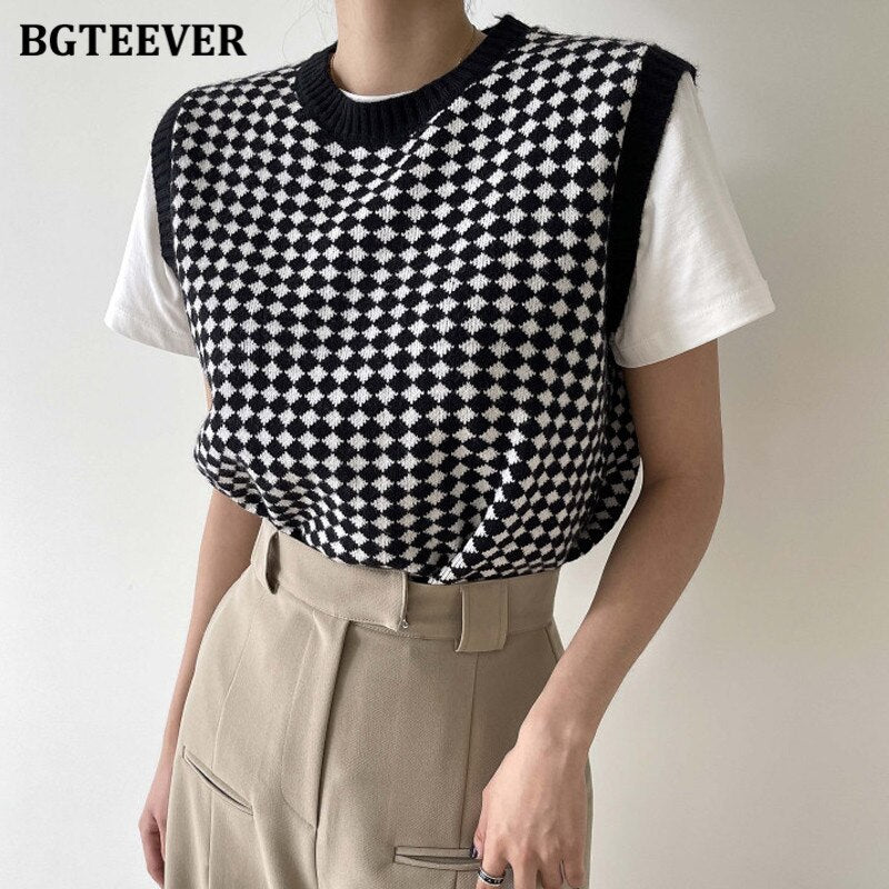 Pydshop  Casual Plaid O-Neck Women Knitted Sweater 2022 Autumn Winter Loose Sleeveless Female Pullovers Tops
