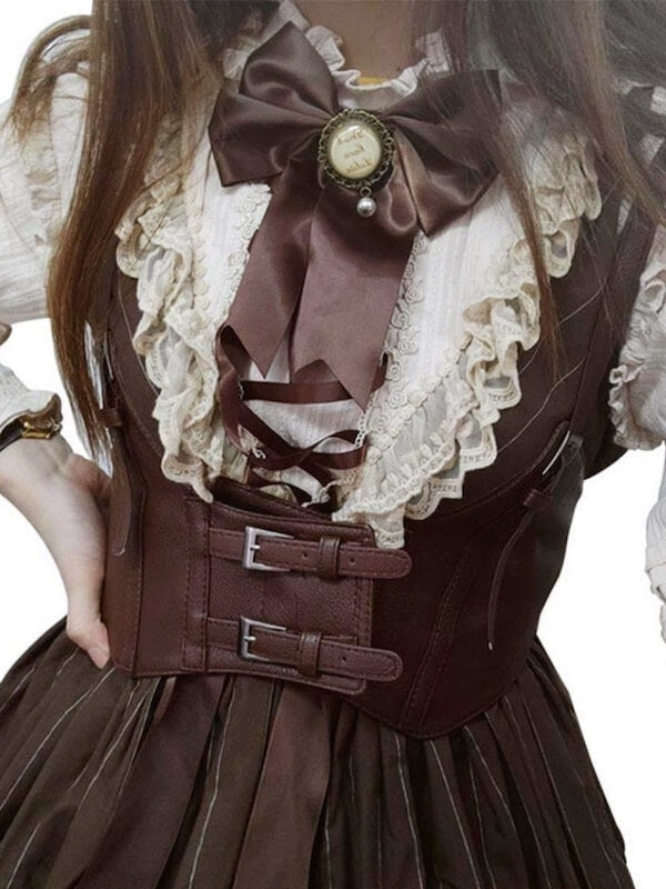 Alternative buckle corset belt