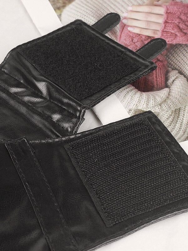 Alternative buckle corset belt