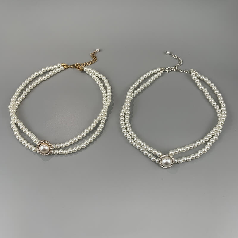 Baroque pearl coquette necklace