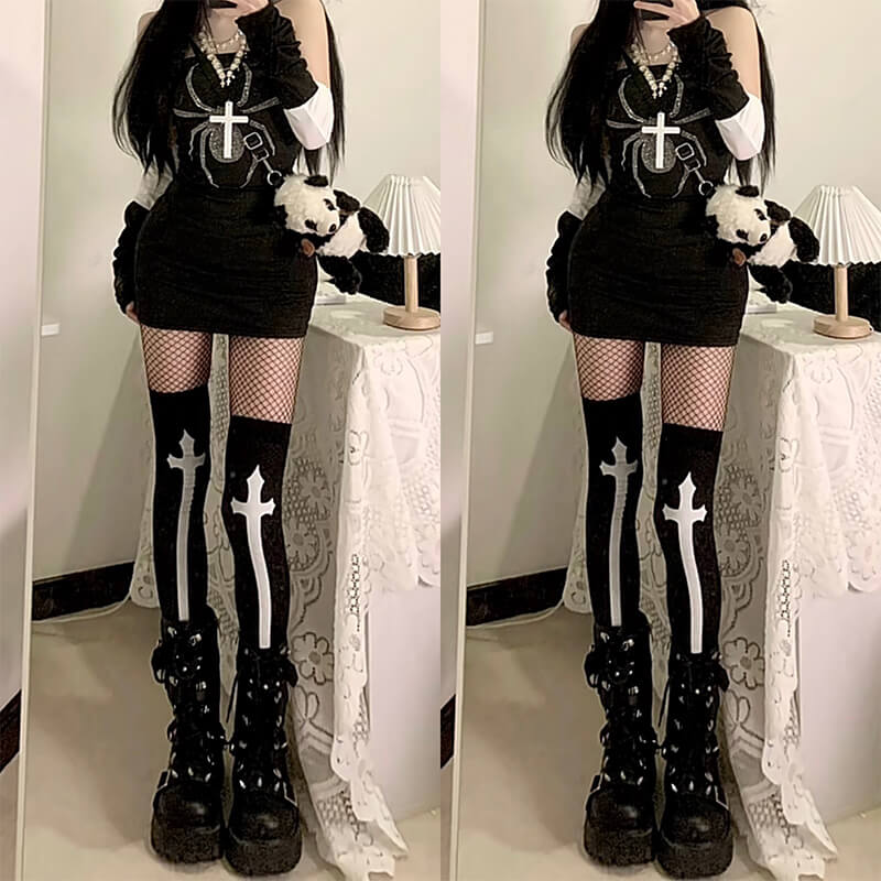 Bones darkness stockings