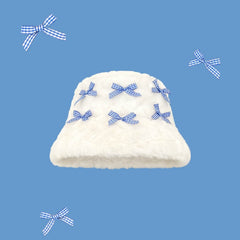 Fluffy stars bucket hat