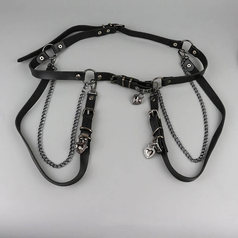 Glittering hearts punk belt