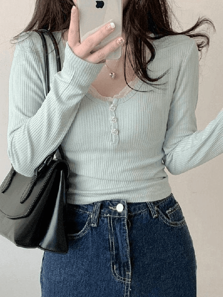Pydshop Lace Trim Knit Long Sleeve Crop Top