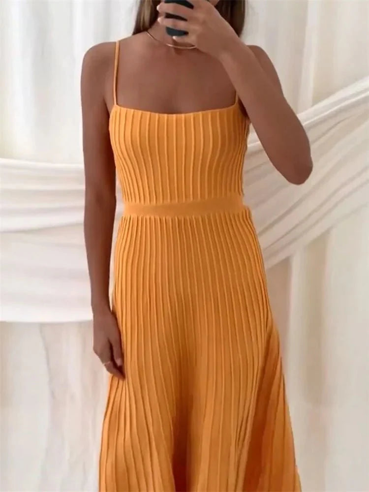 Stretchable Backless Knit Maxi Dress