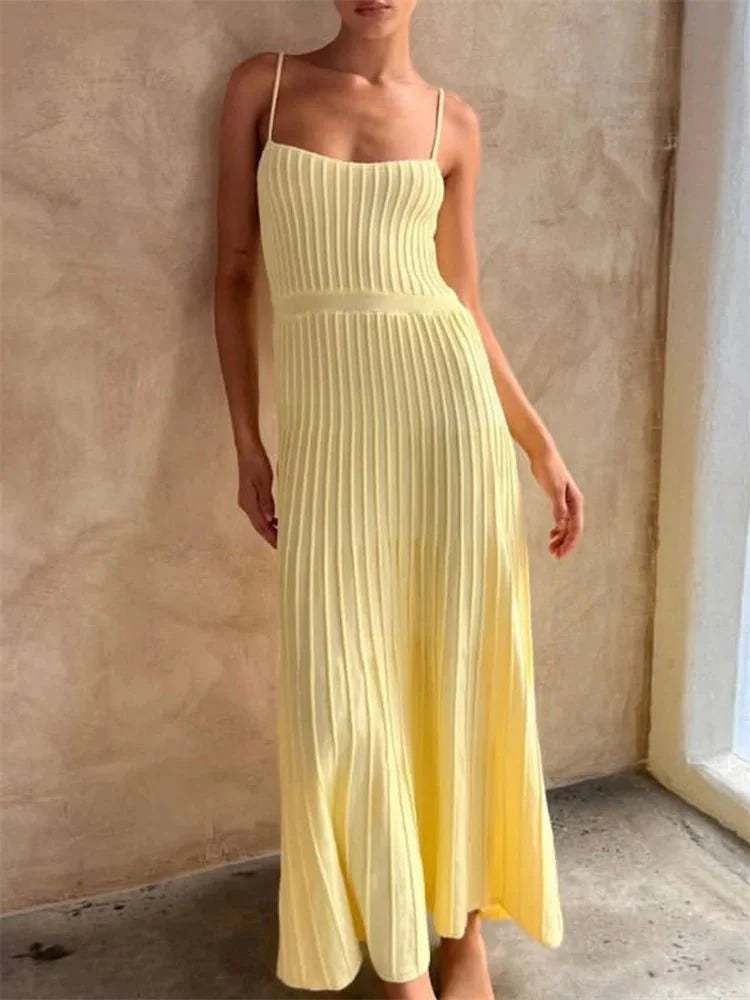 Stretchable Backless Knit Maxi Dress