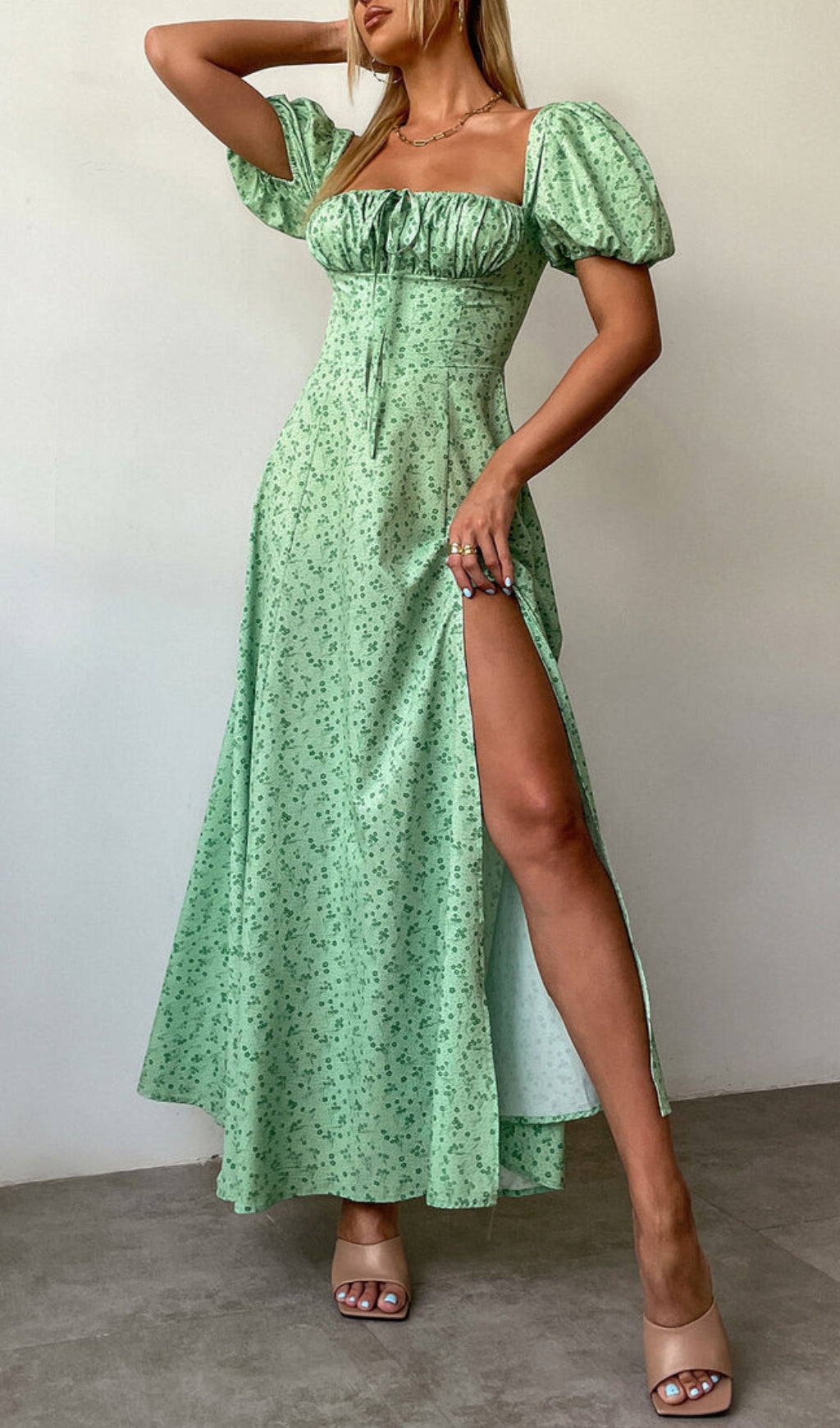 GREEN VINTAGE FLORAL PUFF SLEEVE MIDI DRESS