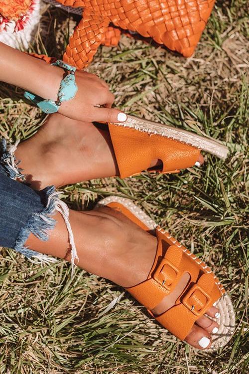 Straw Buckle Flat Slipper