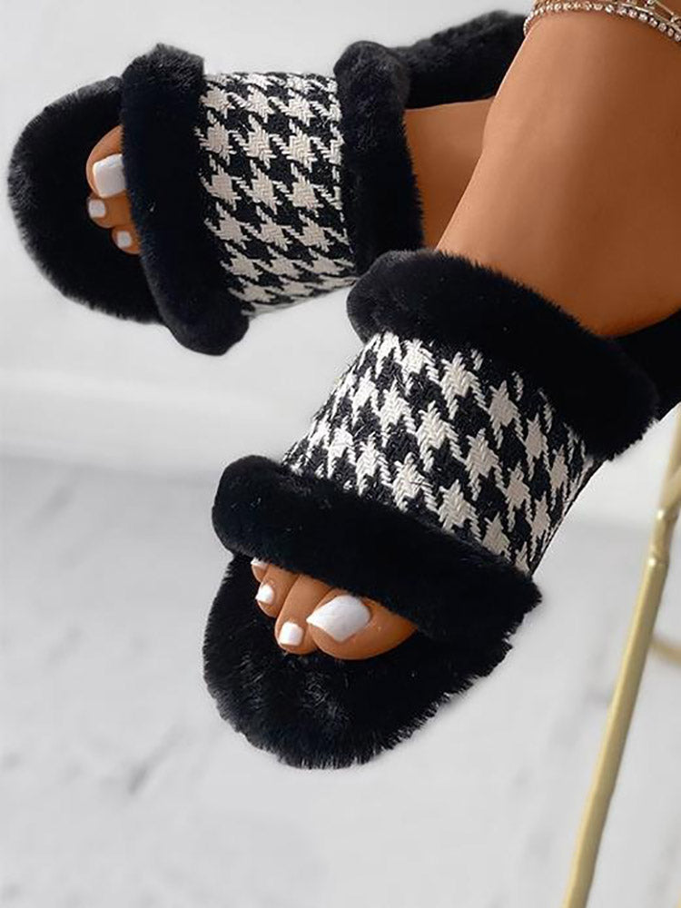 Houndstooth Fluffy Slides