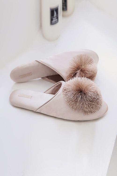 Tassels Pom Pom Slipper