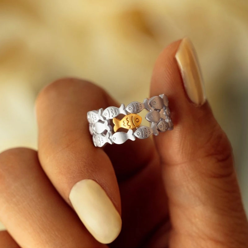 Cute Style Two Tone Fish Layered Band Ring - Silver
