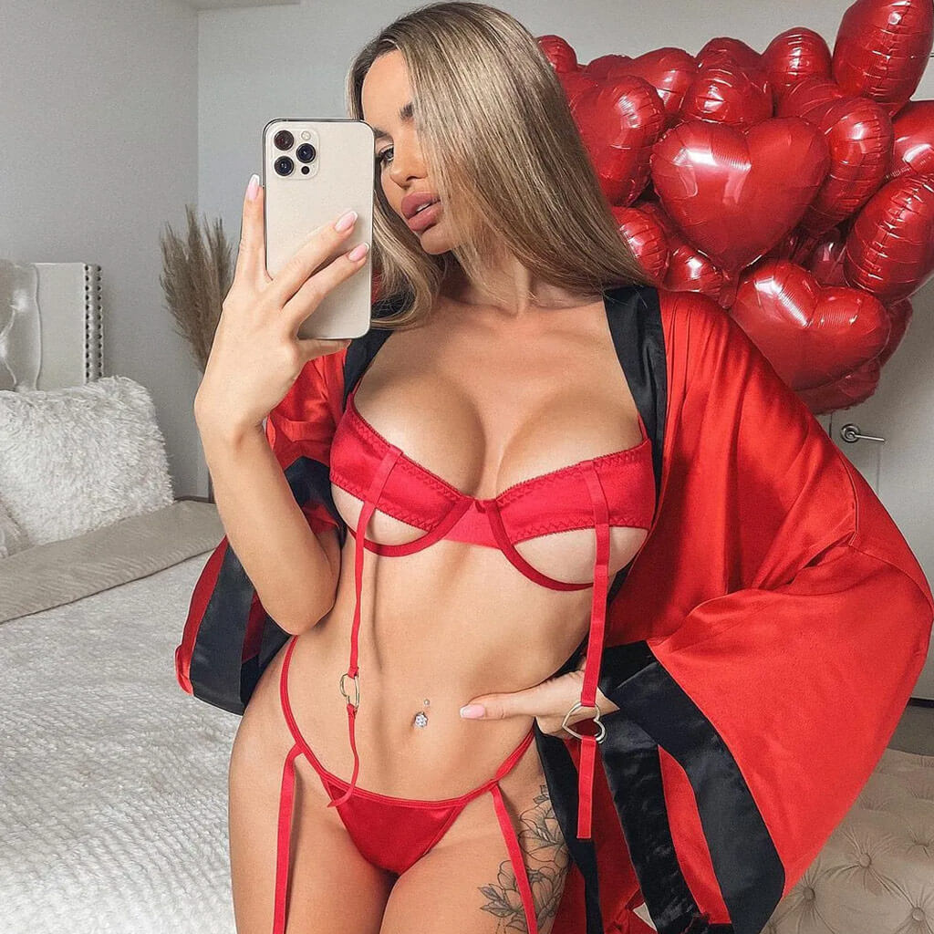 Sultry Heart Garter Thong Cutout Underwire Satin Bra Set - Red